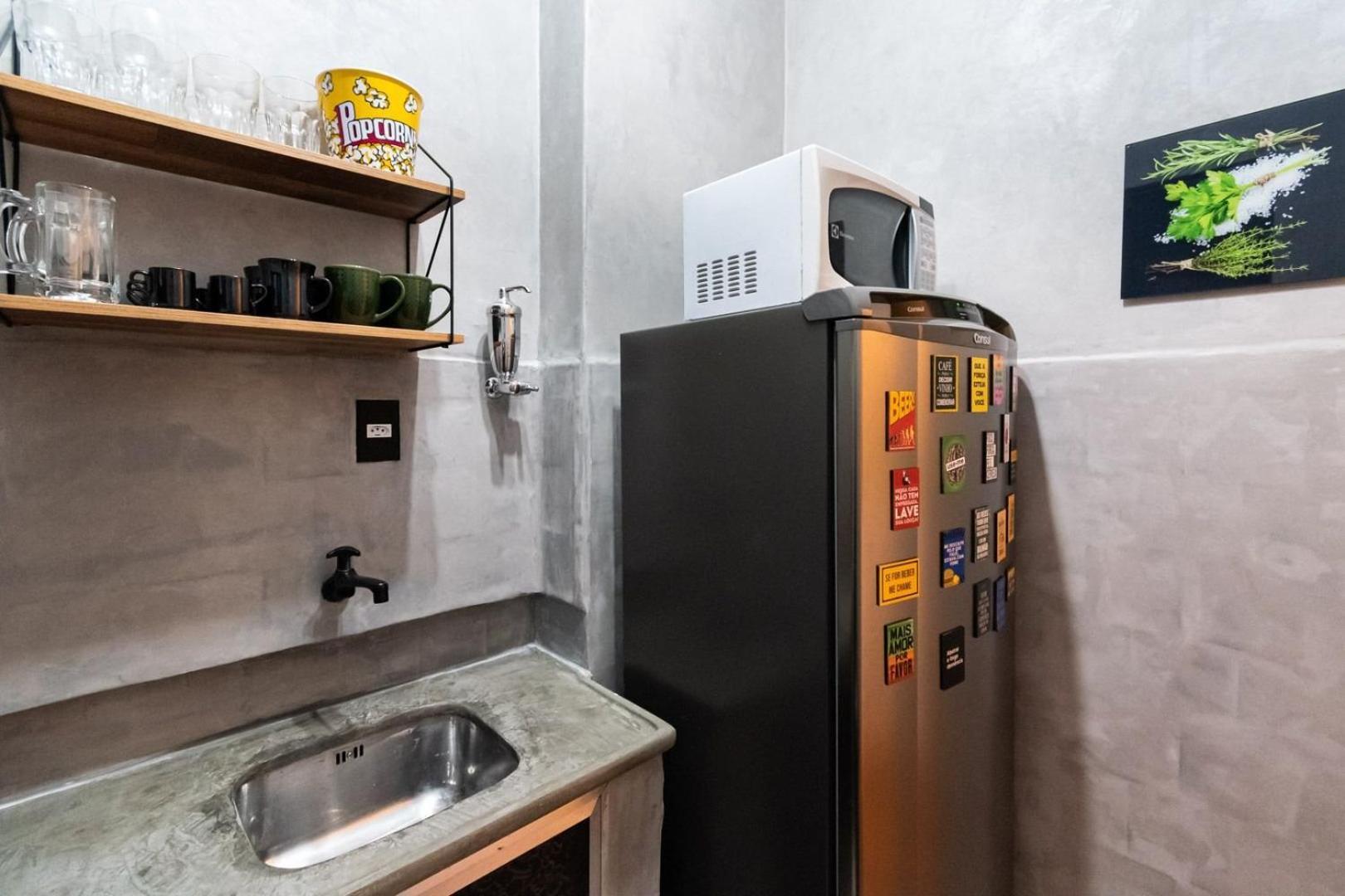 Omar do Rio - JG 42/701: Moderno Qto&sala, Internet 240mbps, Smart TV, VideoGame Retrô + Alexa (EchoDot), ao lado do Metrô, a 200 metros da Praia de Ipanema e 500 metros da Praia de Copacabana Rio de Janeiro Exterior foto
