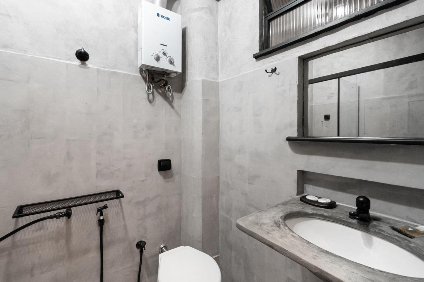 Omar do Rio - JG 42/701: Moderno Qto&sala, Internet 240mbps, Smart TV, VideoGame Retrô + Alexa (EchoDot), ao lado do Metrô, a 200 metros da Praia de Ipanema e 500 metros da Praia de Copacabana Rio de Janeiro Exterior foto